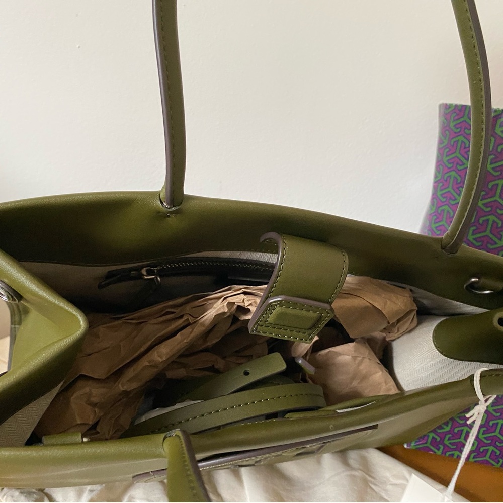 Tory Burch Olive Tote Bag - Picture 5 of 9